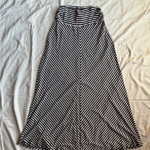 Merona Navy and White Chevron Maxi Skirt